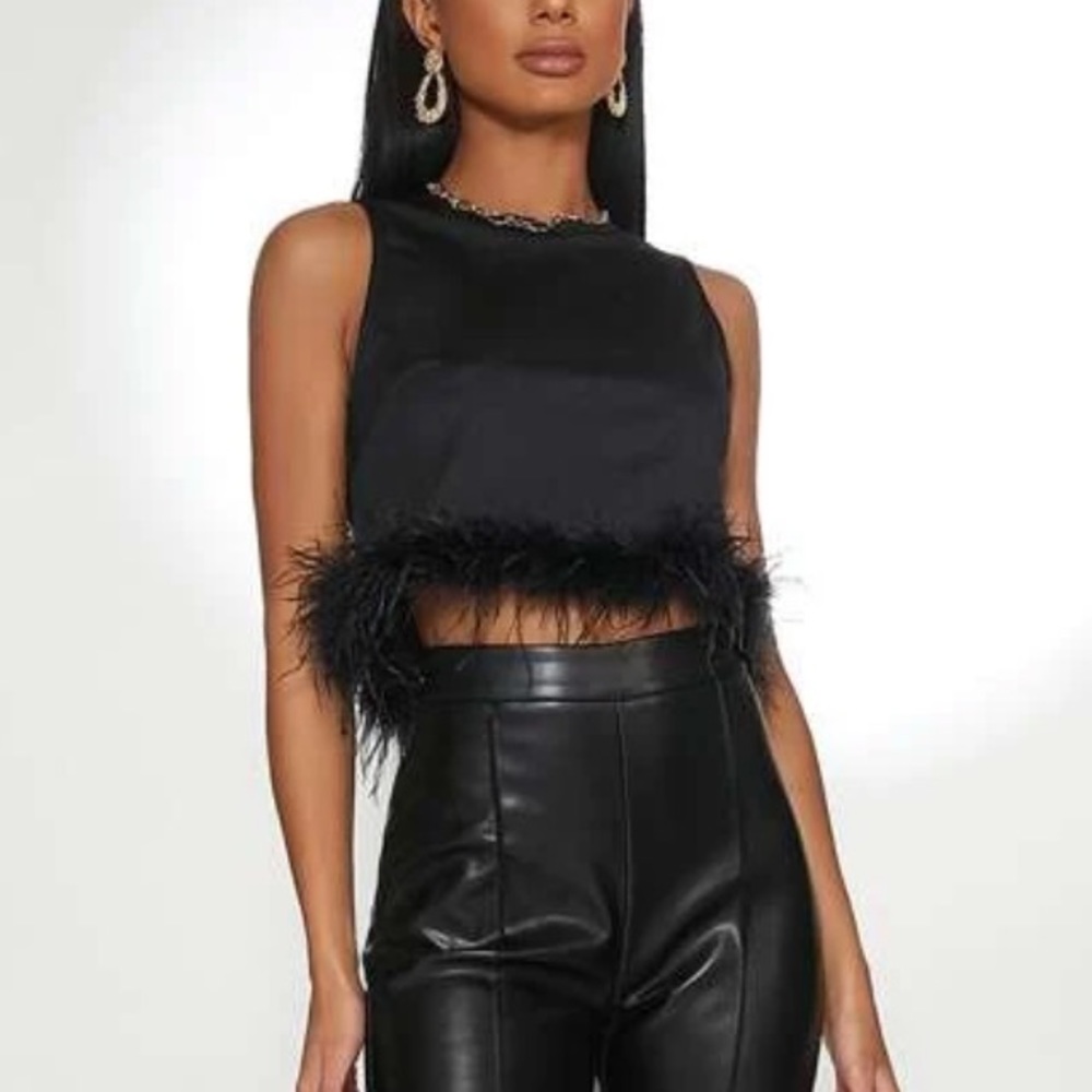 SHEIN FEATHER TRIM SLEEVELESS CROP TOP